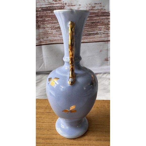 Vintage Light Blue Porcelain Vase With Gold Gilded Handles & Leaf Motif - Picture 2 of 11